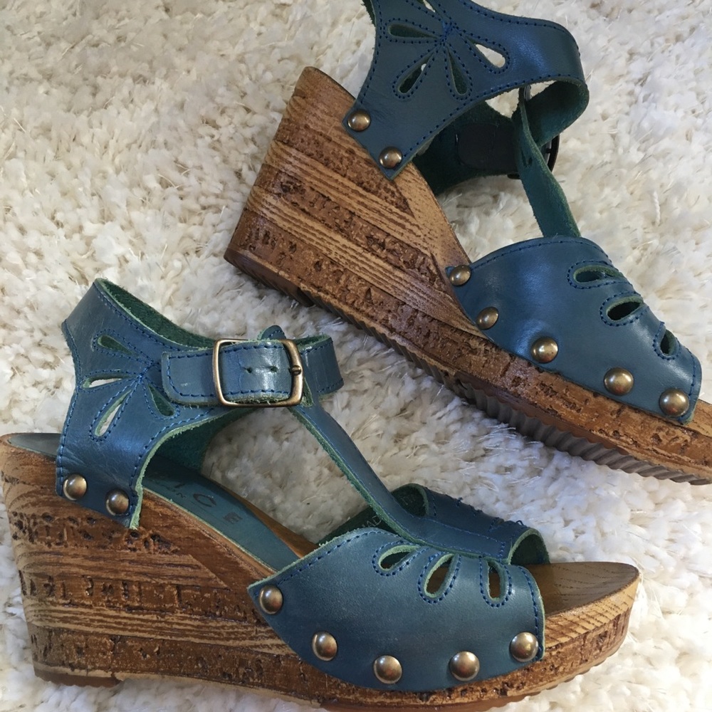 Office London Wedges